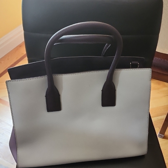 Kate Spade Two-Tone Satchel in Cream and Dark Brown Used - Picture 3 of 7